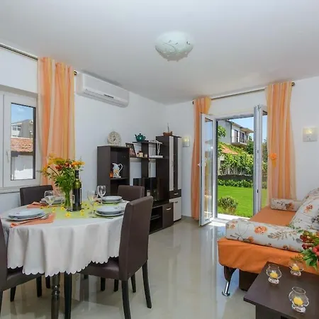 Charming House * Trogir